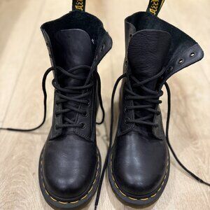 Dr. Martens 1460 Pascal Virginia leather boots